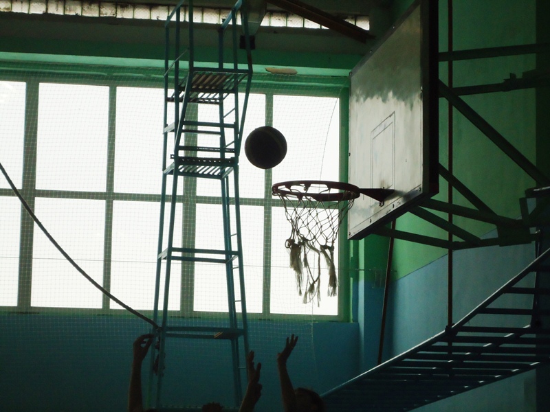 Внутришкольные соревнования по баскетболу (фото 5).JPG